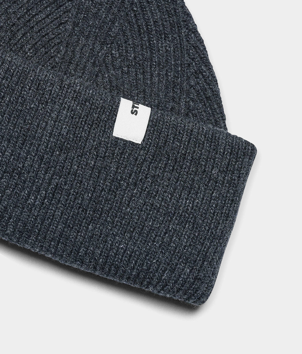 Beanie 01 Merino - Dark Grey - Hugo Sthlm