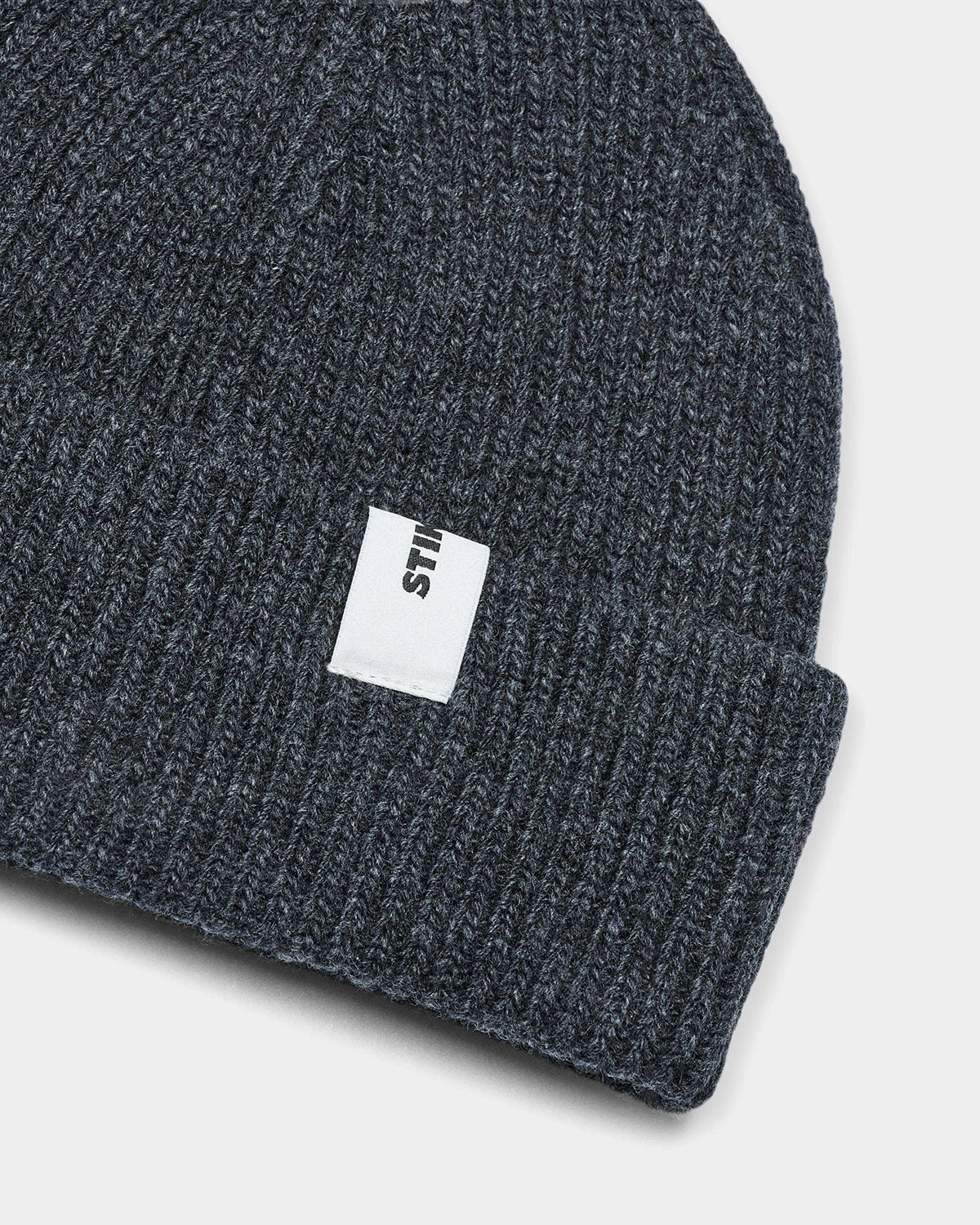 Beanie 02 Merino - Dark Grey - Hugo Sthlm