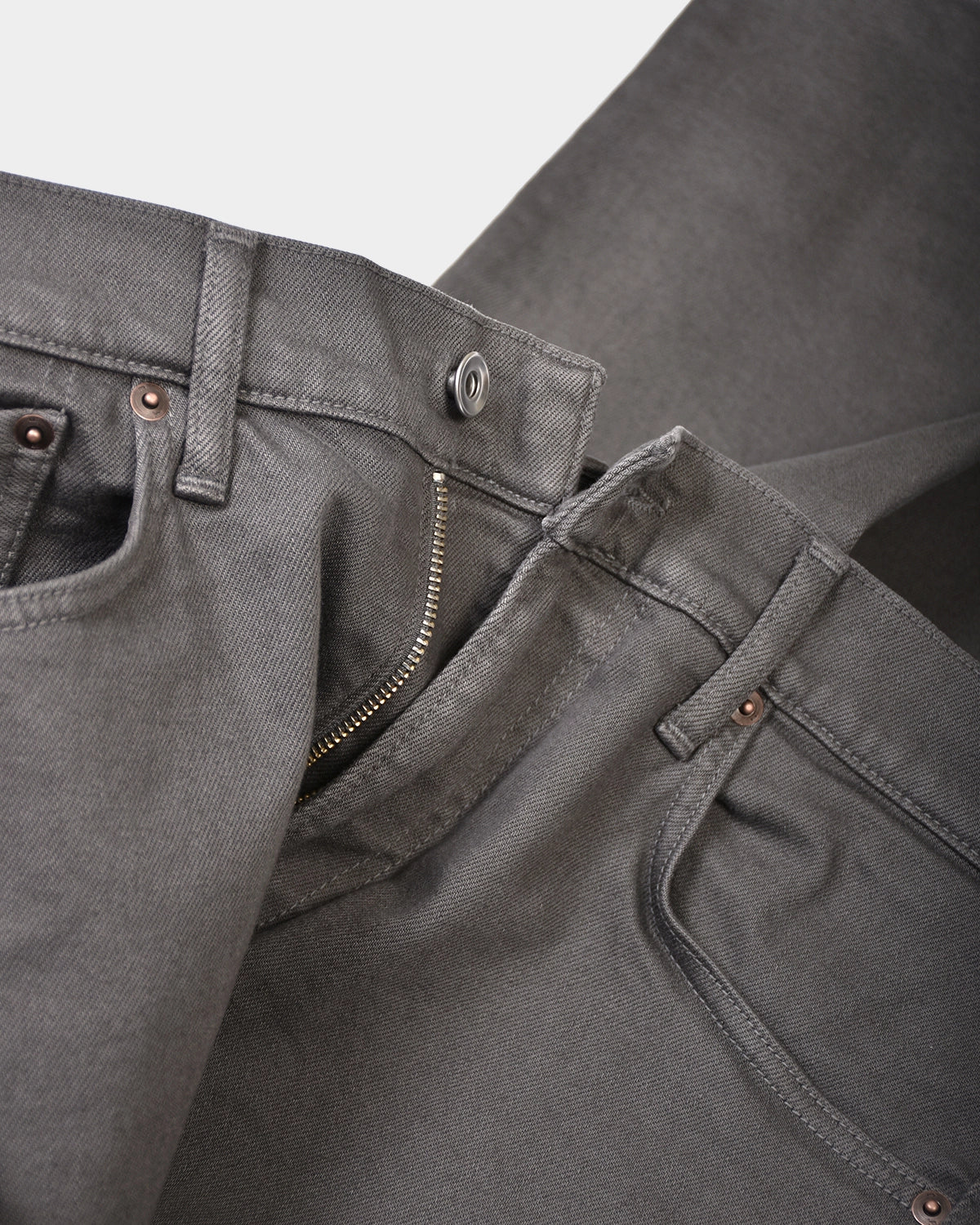 M8 Straight Comfort Organic Ecru - Anthracite - Hugo Sthlm