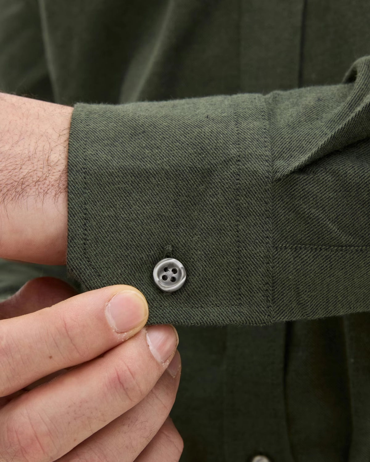 Reg Fit Cut Away Brushed Flannel - Rosciola Green - Hugo Sthlm