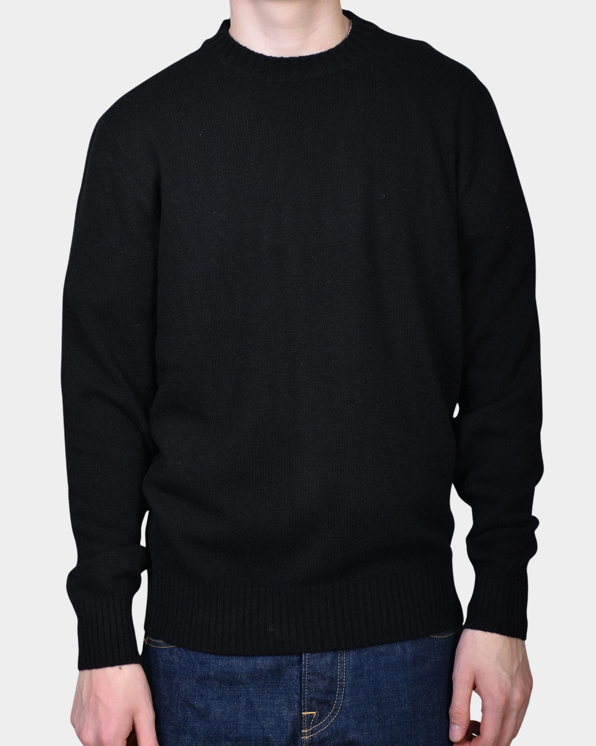 Crewneck Lambswool 7 GG - Black - Hugo Sthlm