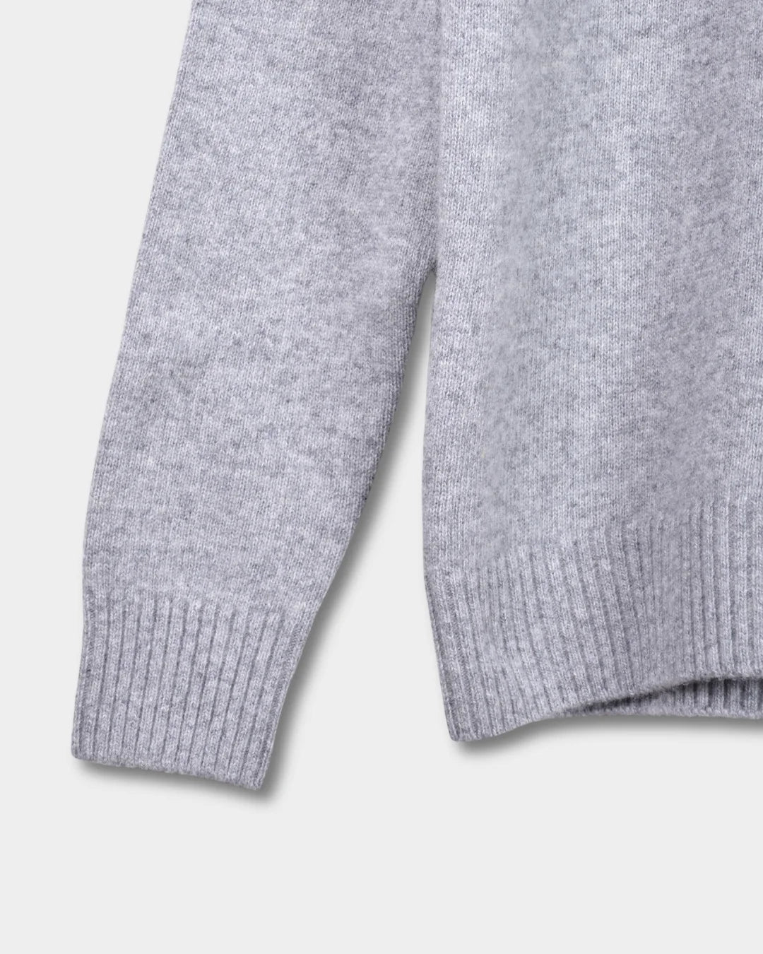 Crewneck Lambswool 7 GG - Grey - Hugo Sthlm