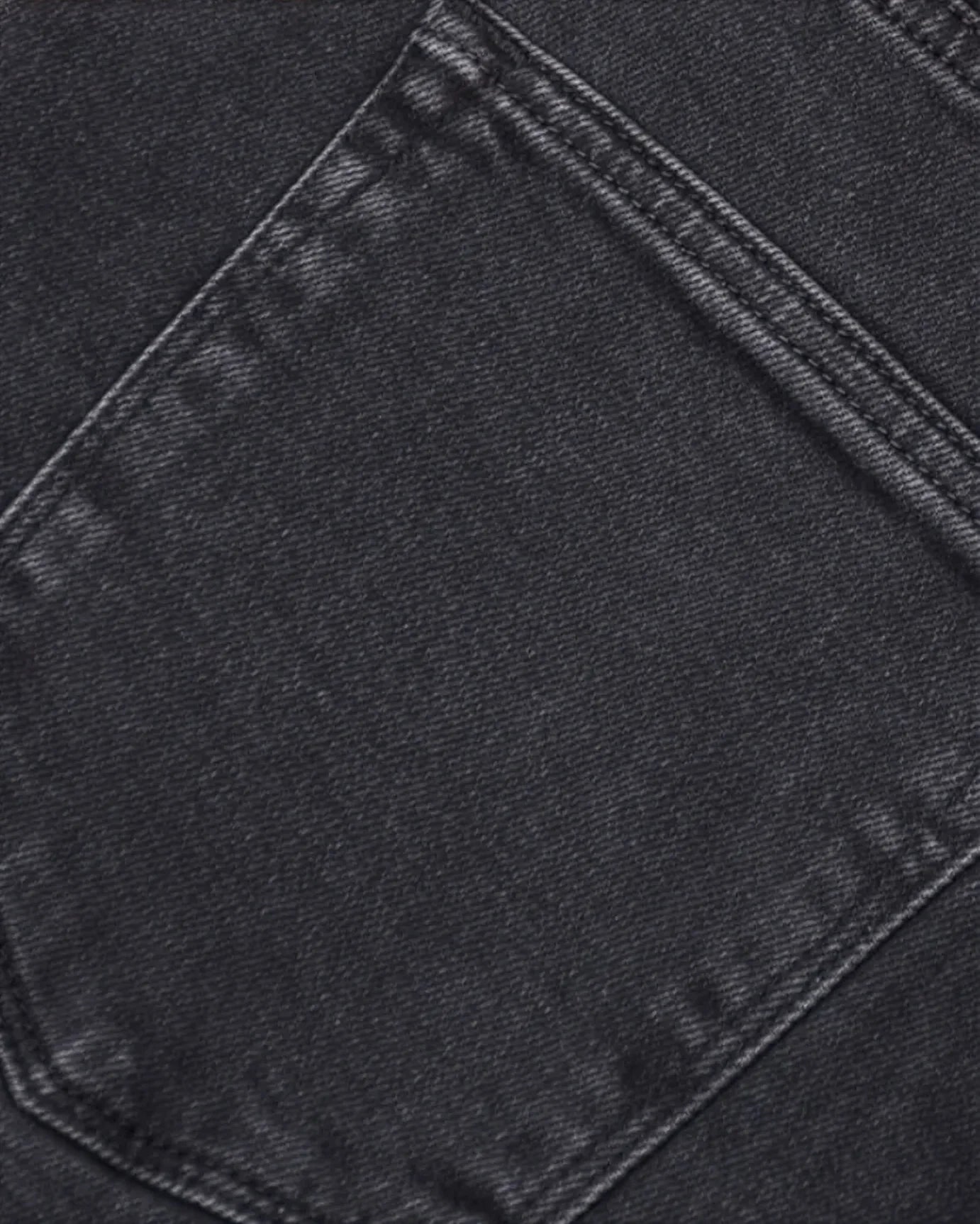 M8 Straight Fit - Used Black - Hugo Sthlm